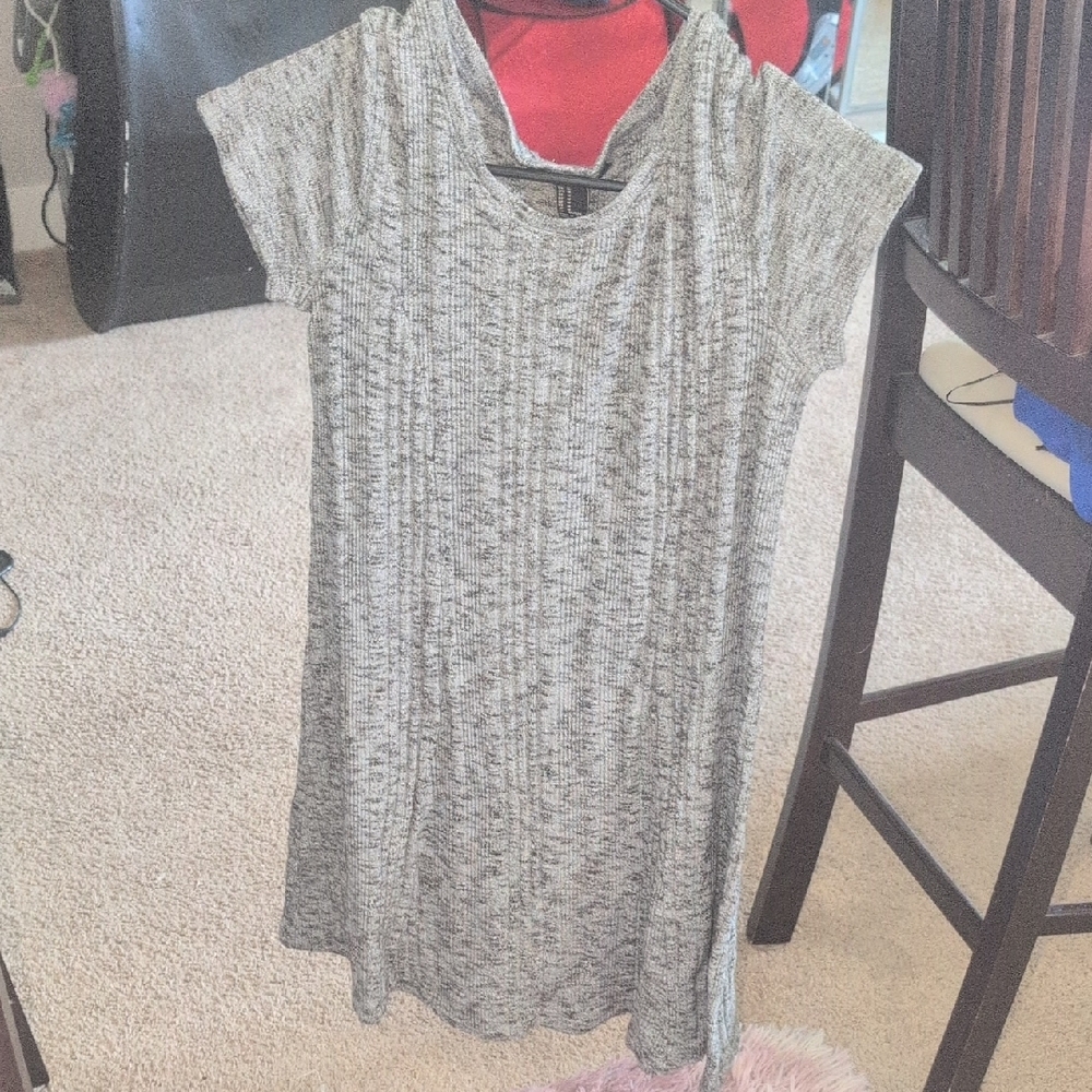 Forever 21 Heather Gray Knit Sweater